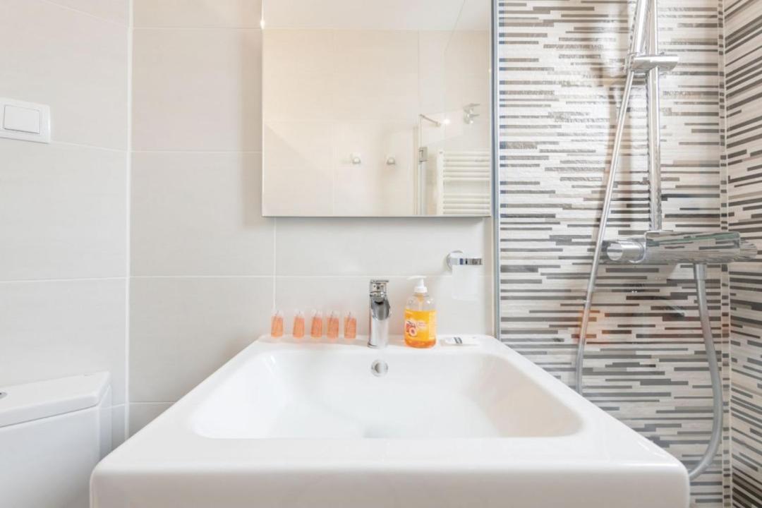 马德里2Bd 1Bth Furnished - Nuevos Ministerios公寓 外观 照片